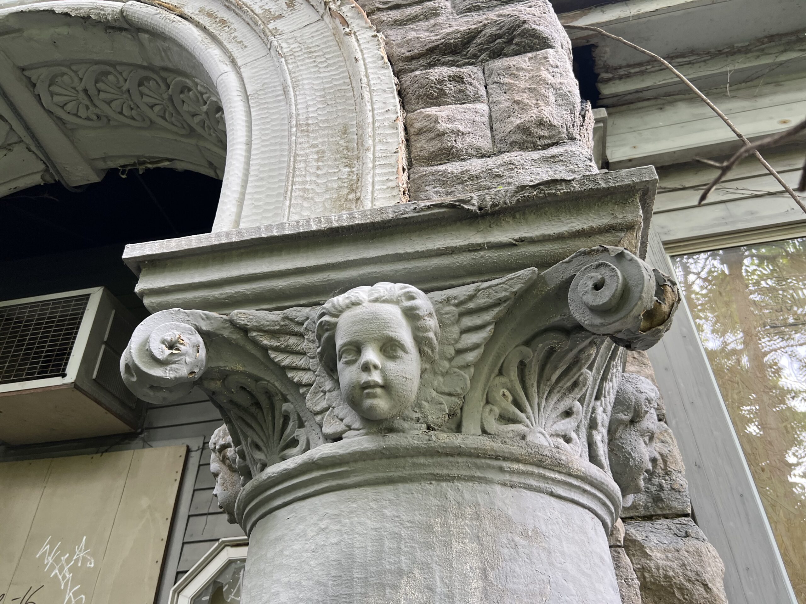 cherub capital arch 1886 edgewood castle Samuel Hannaford