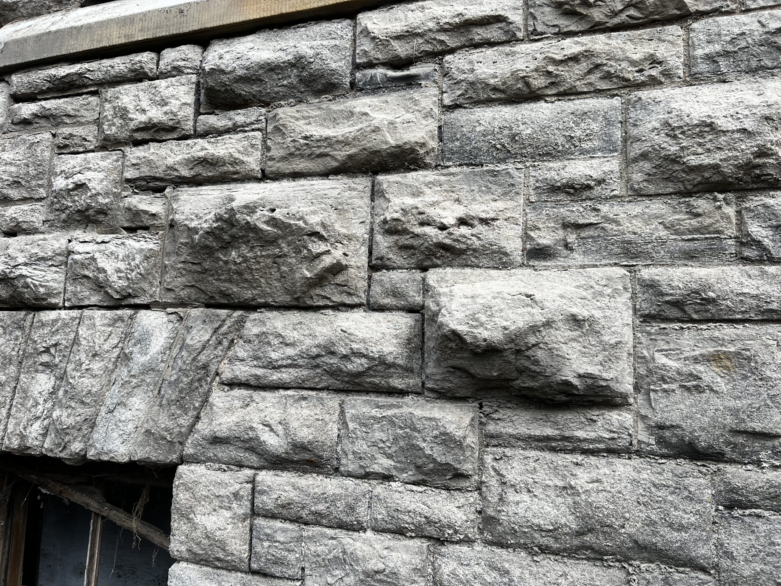 Reclaimed Cincinnati fieldstone from Edgewood caste 1886